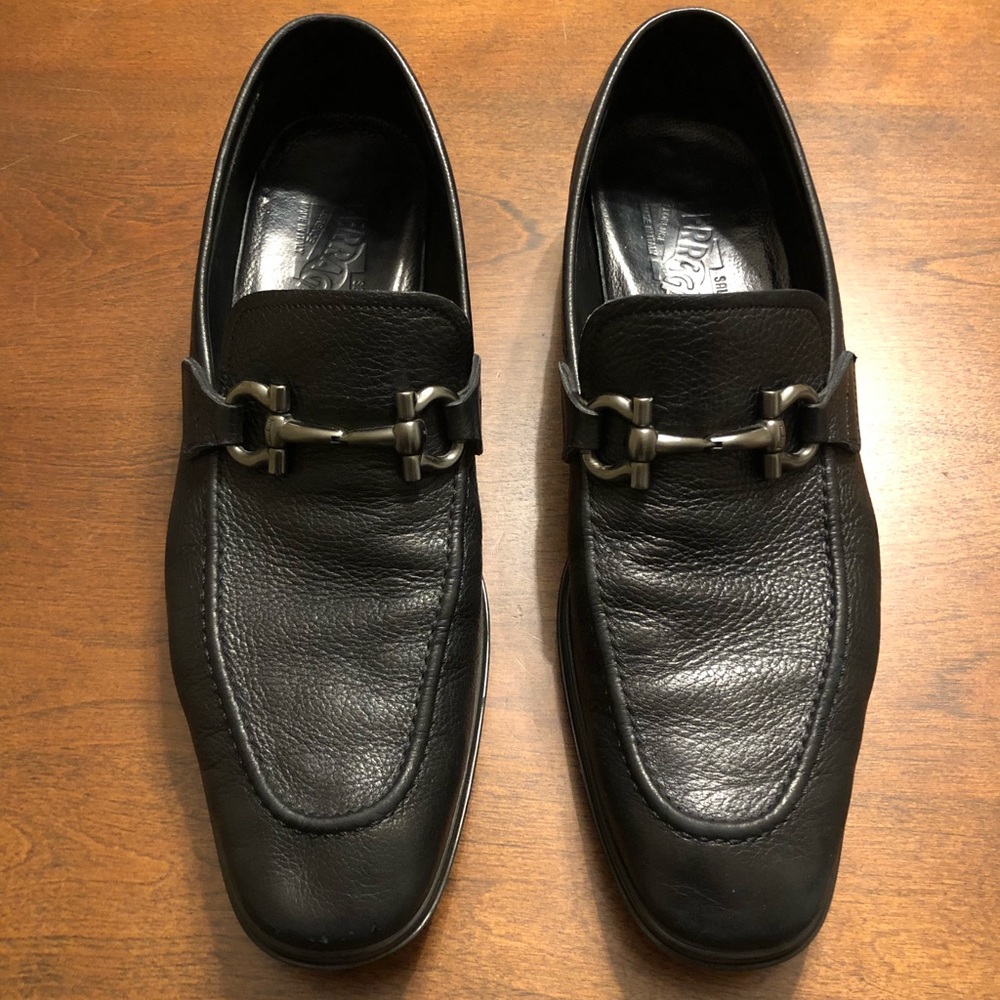 Salvatore Ferragamo leather shoes loafers size 9